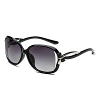 CHB Black Frame Polarized SUN Women Sunglasses
